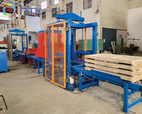 Máquina de fabricación automática de baldosas para suelos prefabricada Línea de productos de piedra artificial 220V